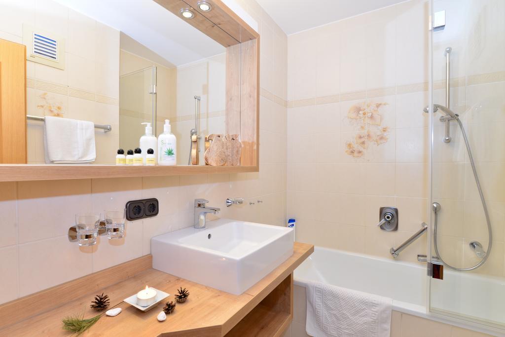 Hotel Jagdhof リーツラーン エクステリア 写真