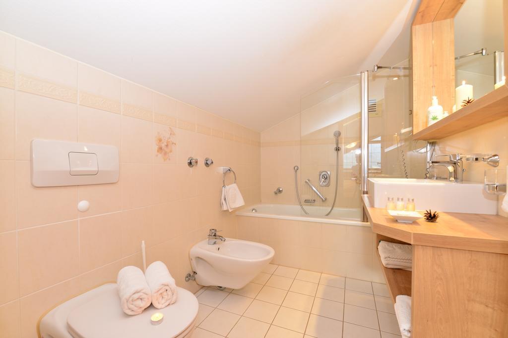 Hotel Jagdhof リーツラーン エクステリア 写真